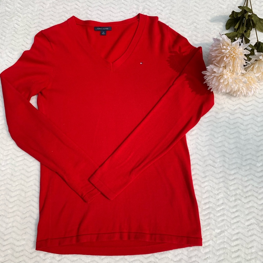 Women’s Red Tommy Hilfilger V-neck Sweater